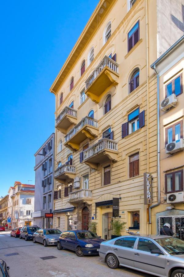 Delta Rooms Rijeka Eksteriør billede